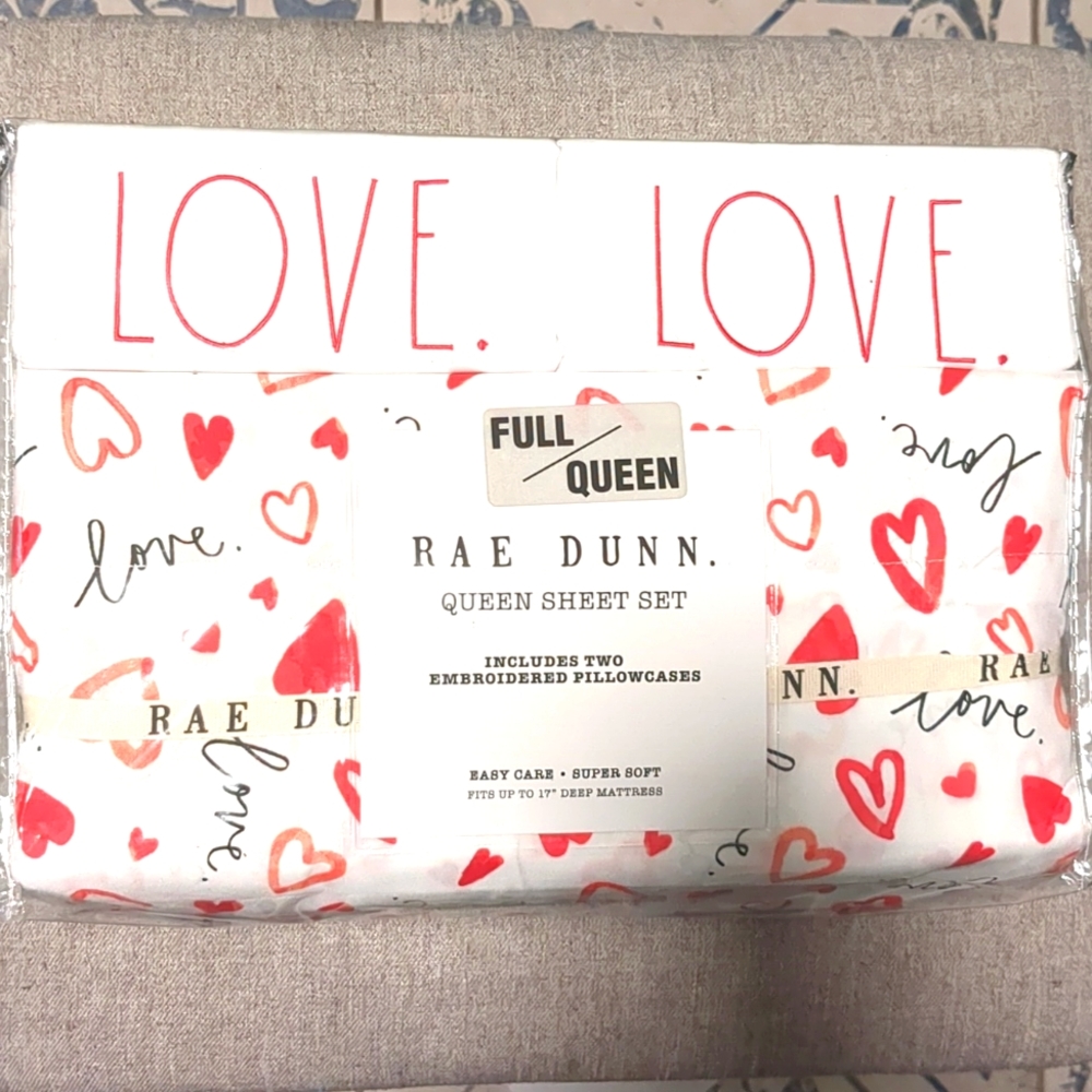Rae Dunn Love Sheet Set Queen NEW
